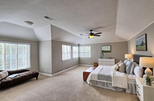 2880 Vista Del Valle, Morgan Hill CA  95037-3952 exterior