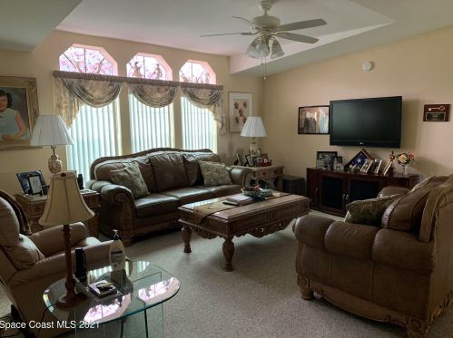 112 Scenic Dr, Cocoa FL 32926-2574 exterior