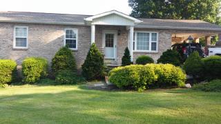 109 Gaskin Cir, Wartburg, TN 37887-3503
