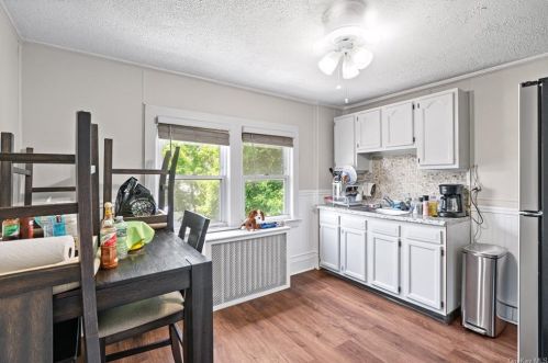 8 Fairview Pl, Rye Brook NY  10573-4822 exterior