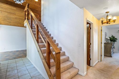 1812 Golf Rd, Turlock CA  95380-9746 exterior