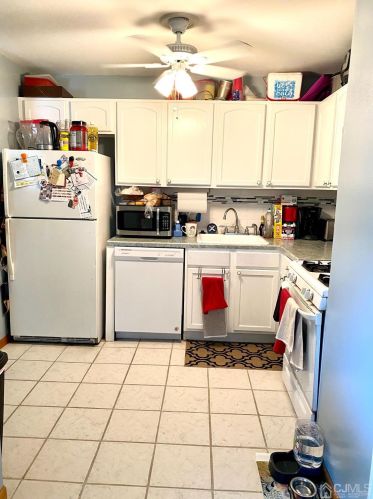 620 Cricket Ln, Woodbridge, NJ 07095-1544