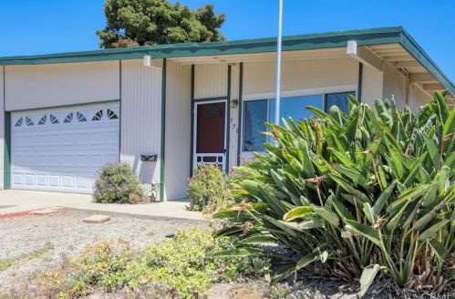 390 Tiger Tail Dr, Pismo Beach, CA 93420-4414