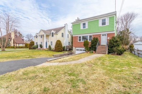 34 Hazelton Dr, White Plains, NY 10605-3816