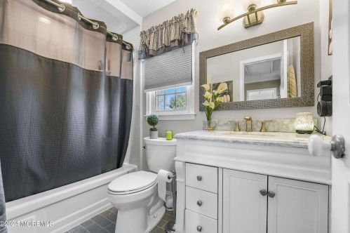 762 Adelphia Rd, East Freehold NJ 07728-8823 exterior