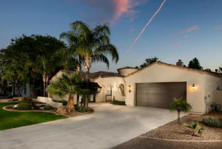 4539 Alameda Rd, Glendale, AZ 85310-3126