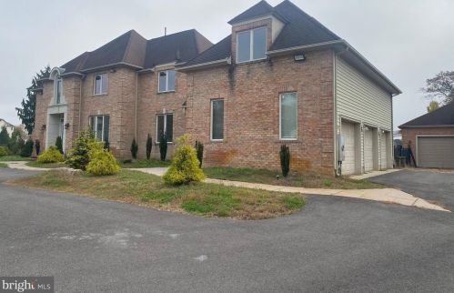 120 Fox Chase Ct, Auburn, NJ 08085-3043