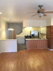 2221 Stratford Ave, Cincinnati OH  45219-1201 exterior