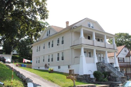 147 Norton St, Waterbury CT  06708-4726 exterior