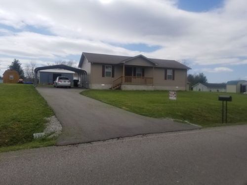 391 Storie Ave, Crossville, TN 38555-5596