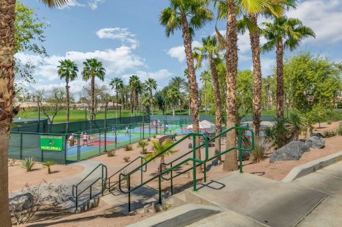 80270 Royal Dornoch Dr, Indio CA  92201-2786 exterior