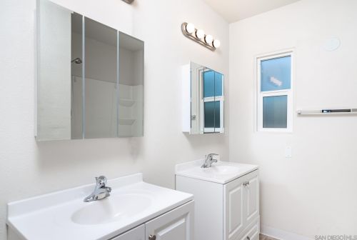 5966 Linnet St, San Diego CA 92114-4122 exterior