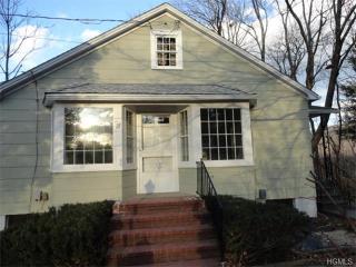 17 Clifford St, Ellenville, NY 12428-2601