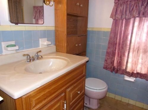 6387 Lowell Dr, Verona PA  15147-3515 exterior