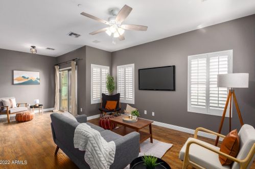 2857 Virginia St, Gilbert, AZ 85296-8674