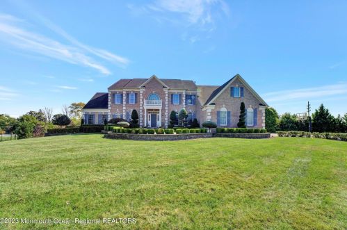 30 Equinox Ln, East Freehold, NJ 07728-8651