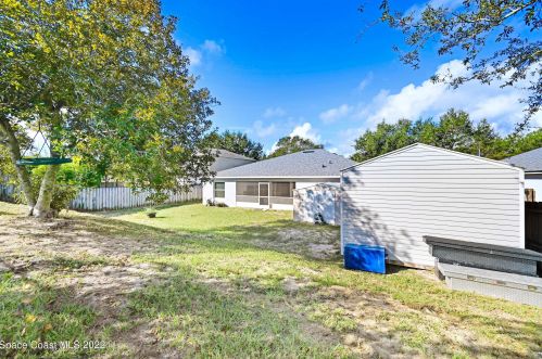 5533 Kathy Dr, Titusville FL  32780-7109 exterior