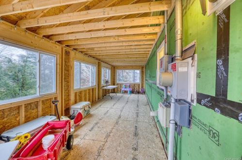 6 Cres Vw, Rock Hill NY  12775-6629 exterior