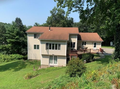 53 Vicardav Ave, Palmer, MA 01069-1512