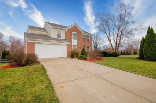 8988 Crimson Oak Dr, Florence, KY 41042-8674