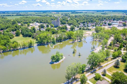 292 Grove St, Richwood OH  43344-1135 exterior