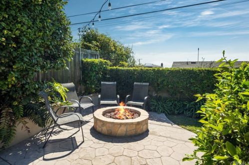 115 Via Alameda, Redondo Beach CA  90277-6609 exterior