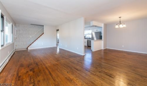 452 Rdg Rd, West Milford Lakes NJ  exterior