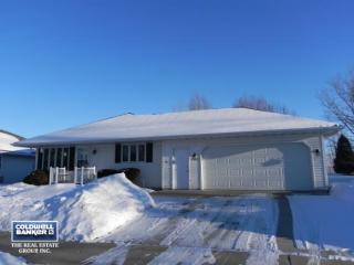2907 Schaefer Cir, Appleton WI  54915-6645 exterior