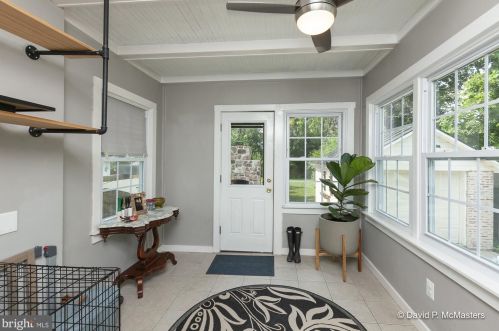 528 Liberty St, Charles Town WV  25414-1830 exterior