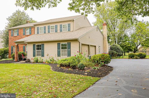 3012 Walker Ln, Norristown, PA 19403-1127