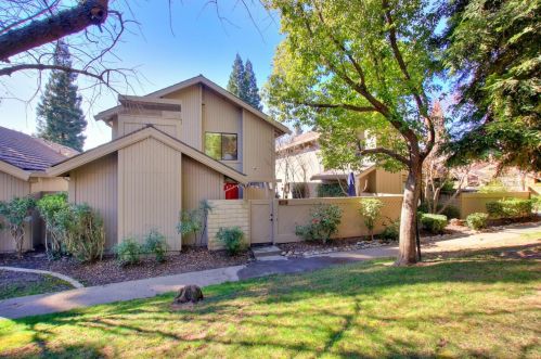 2021 Discovery Village Ln, Rancho Cordova CA  95670-3065 exterior