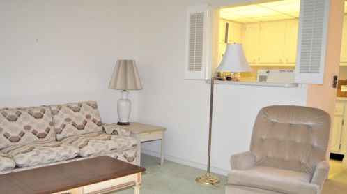 63 Dorchester C, West Palm Beach, FL 33417-1432