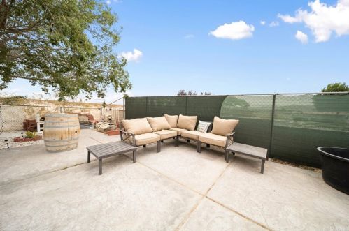 26558 Lakeview Dr, Helendale CA  92342-7804 exterior