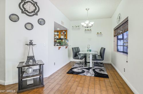 8610 67 Dr, Peoria AZ 85383-7103 exterior