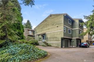 910 165th St, Seattle, WA 98133-5304