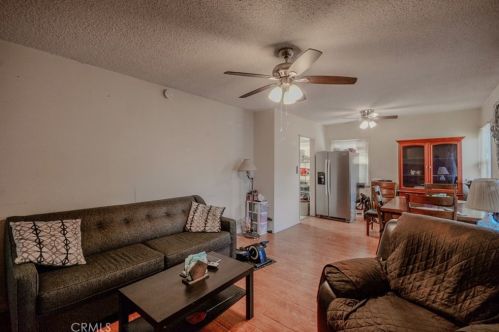 3902 Amistad Ave, Pico Rivera CA  90660-1531 exterior