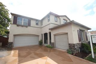 1112 Azul Ct, Oceanside, CA 92057-1835