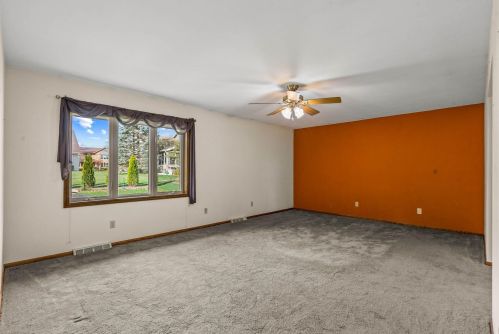 12890 Scarborough Ct, Waukesha WI  53151-6128 exterior