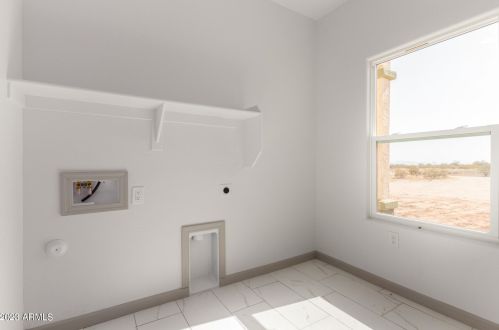 9897 Burris Rd, Casa Grande AZ  85193-8255 exterior