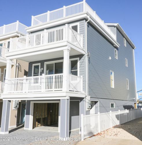 208 Bay Blvd, Pelican Island, NJ 08751-0024