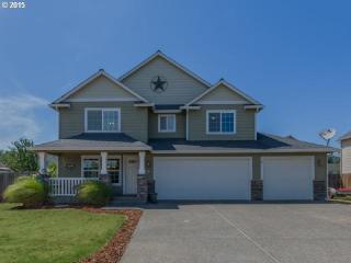219 Raspberry Ln, Woodland, WA 98674-7221