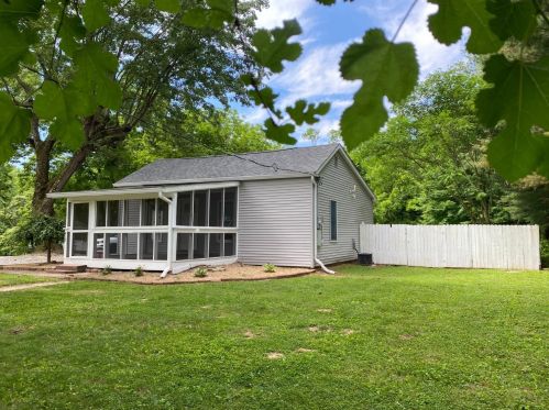 413 Carr St, Milan, IN 47031-8864