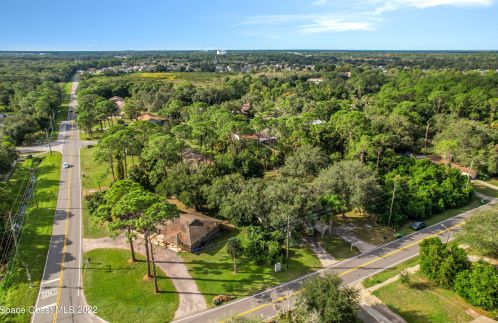5562 Wendy Lee Dr, Titusville, FL 32780-7149