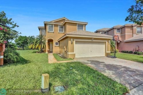 15096 22nd St, Hollywood FL  33027-4368 exterior