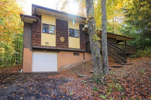 26 Winterthur Rd, Woodridge, NY 12789-5946