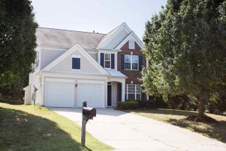 104 Fallborough Ct, Cary, NC 27560-5712