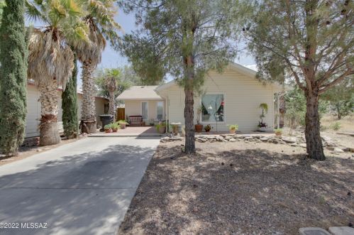 235 5th St, Mescal, AZ 85602-6510