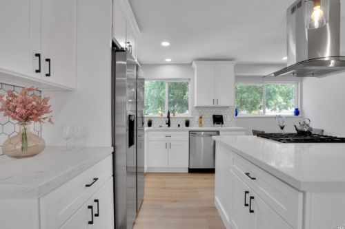 1111 Aspen Dr, Concord CA  94520-4001 exterior