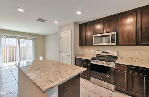 3907 79th Dr, Phoenix AZ  85043 exterior