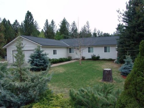 127 Bogie Ln, Warm Lake, ID 83611-5069